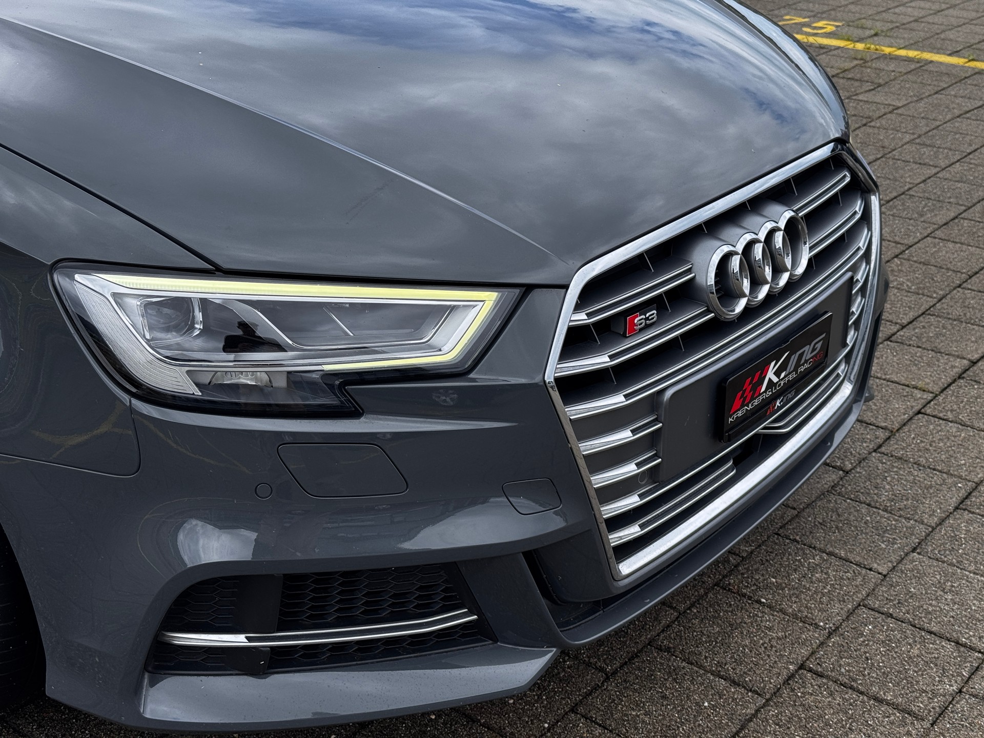 AUDI S3 Sportback 2.0 TFSI quattro S-tronic-image-3
