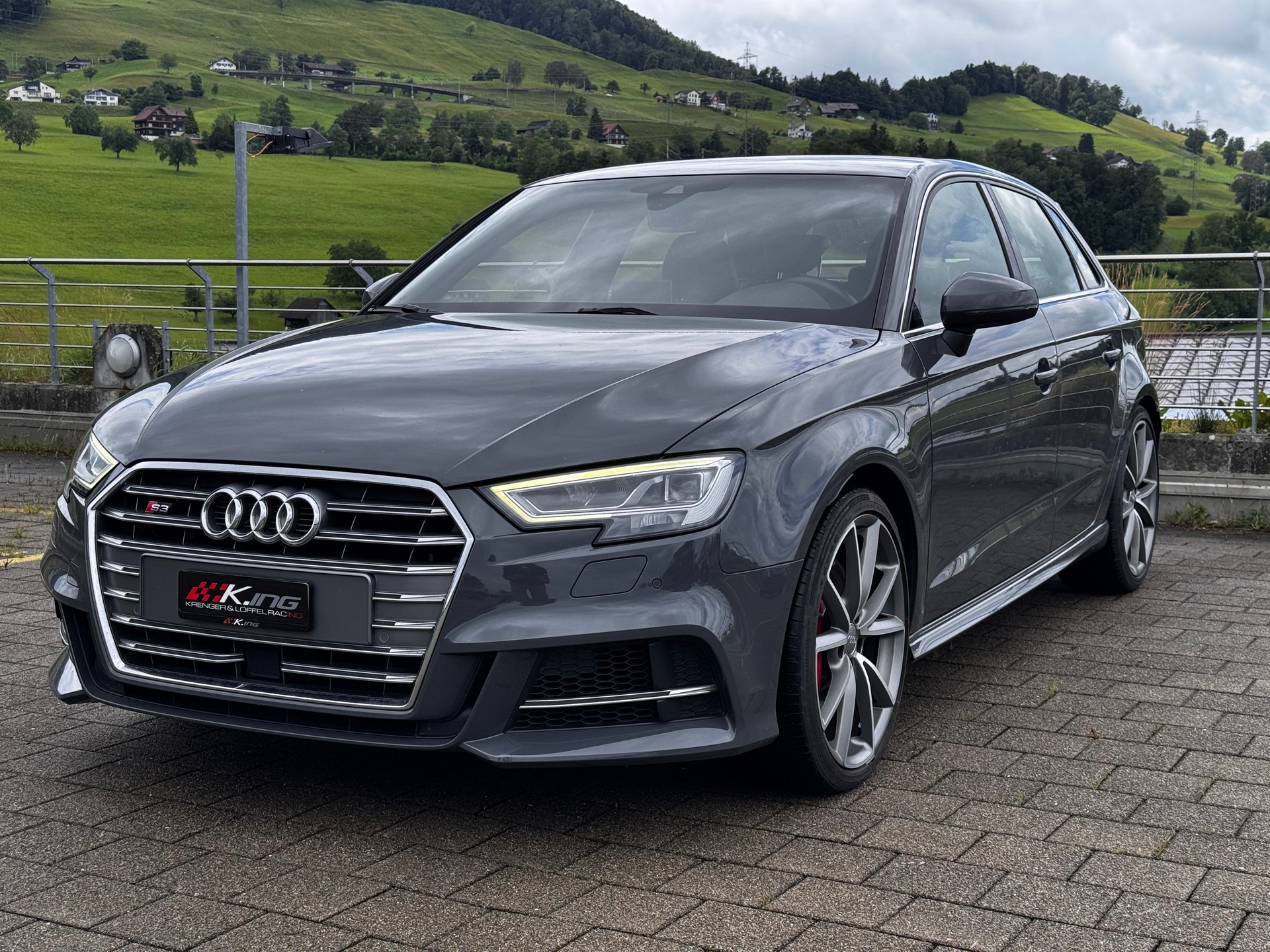 AUDI S3 Sportback 2.0 TFSI quattro S-tronic-image-1