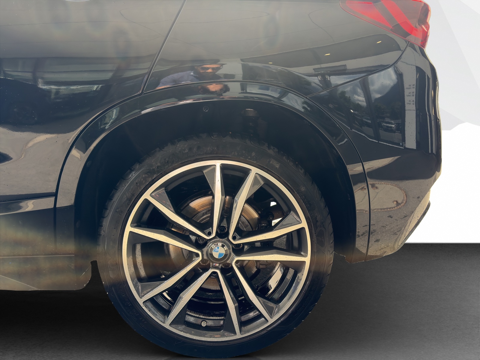 BMW X2 20i xDrive-image-22