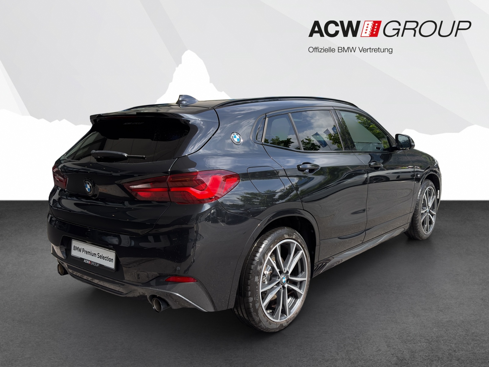 BMW X2 20i xDrive-image-4