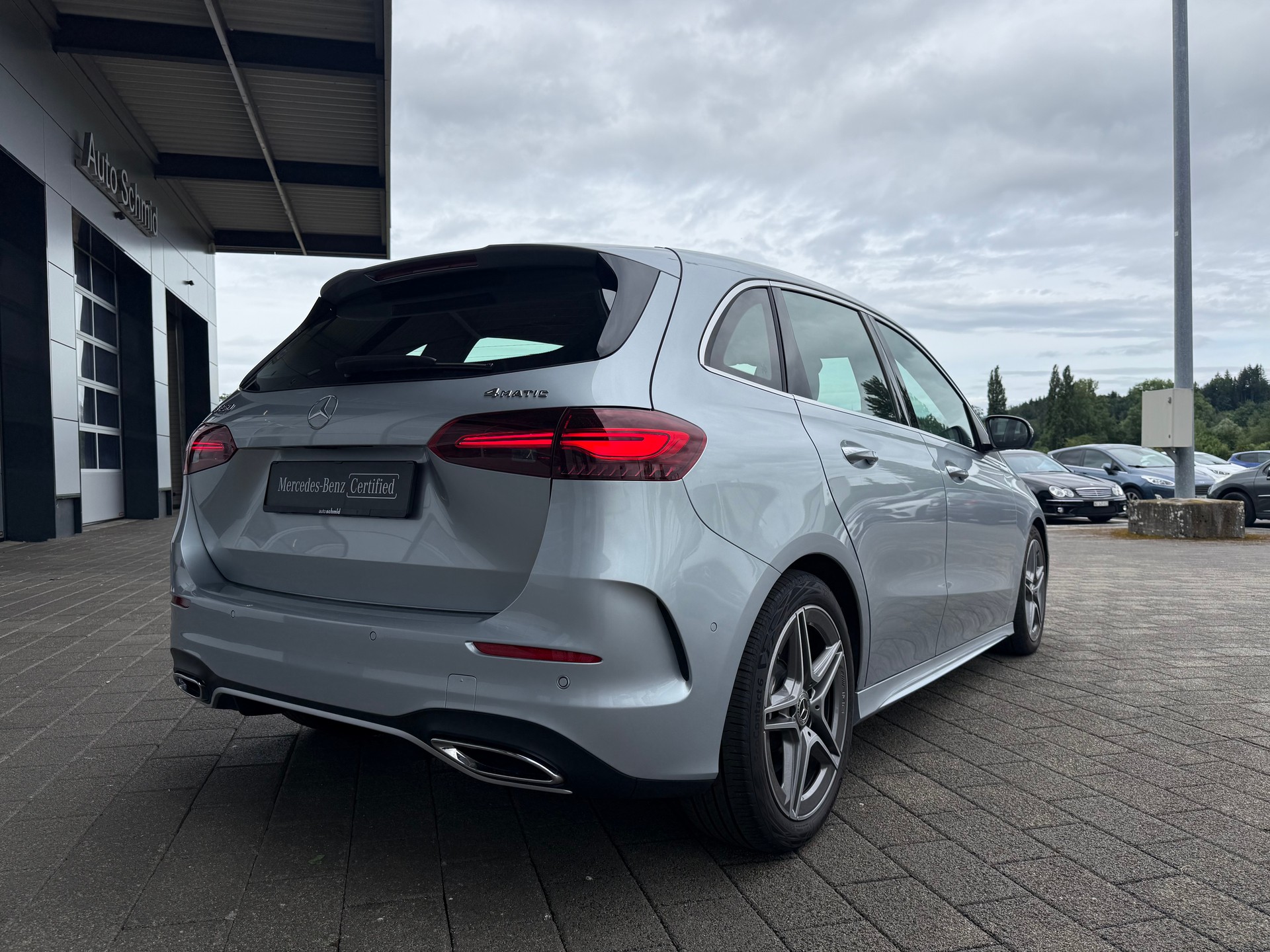 MERCEDES-BENZ B 250 AMG Line 4Matic 8G-DCT-image-1