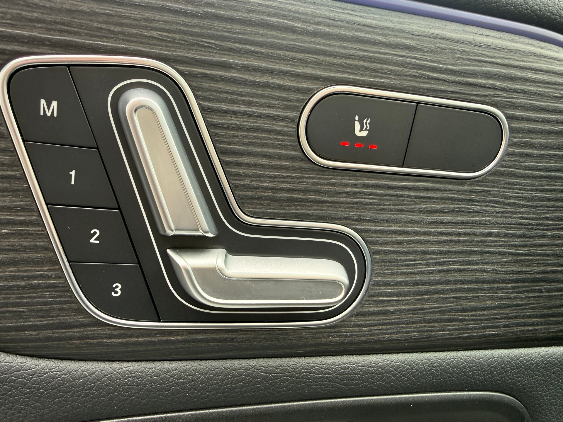 MERCEDES-BENZ B 250 AMG Line 4Matic 8G-DCT-image-7