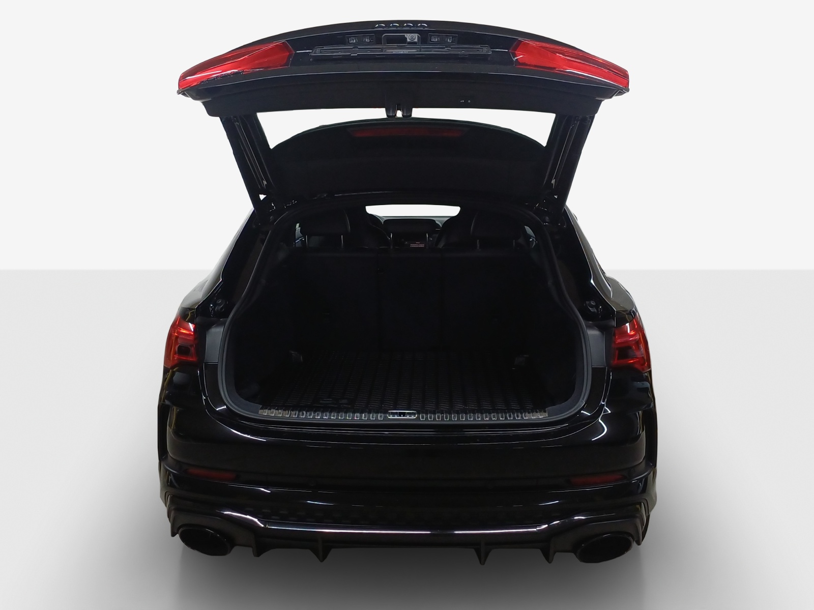 AUDI RS Q3 Sportback quattro S tronic-image-12