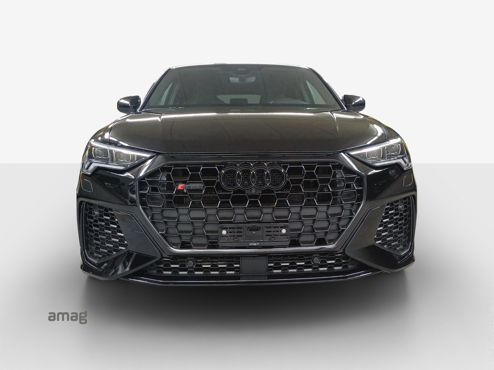 AUDI RS Q3 Sportback quattro S tronic-image-6