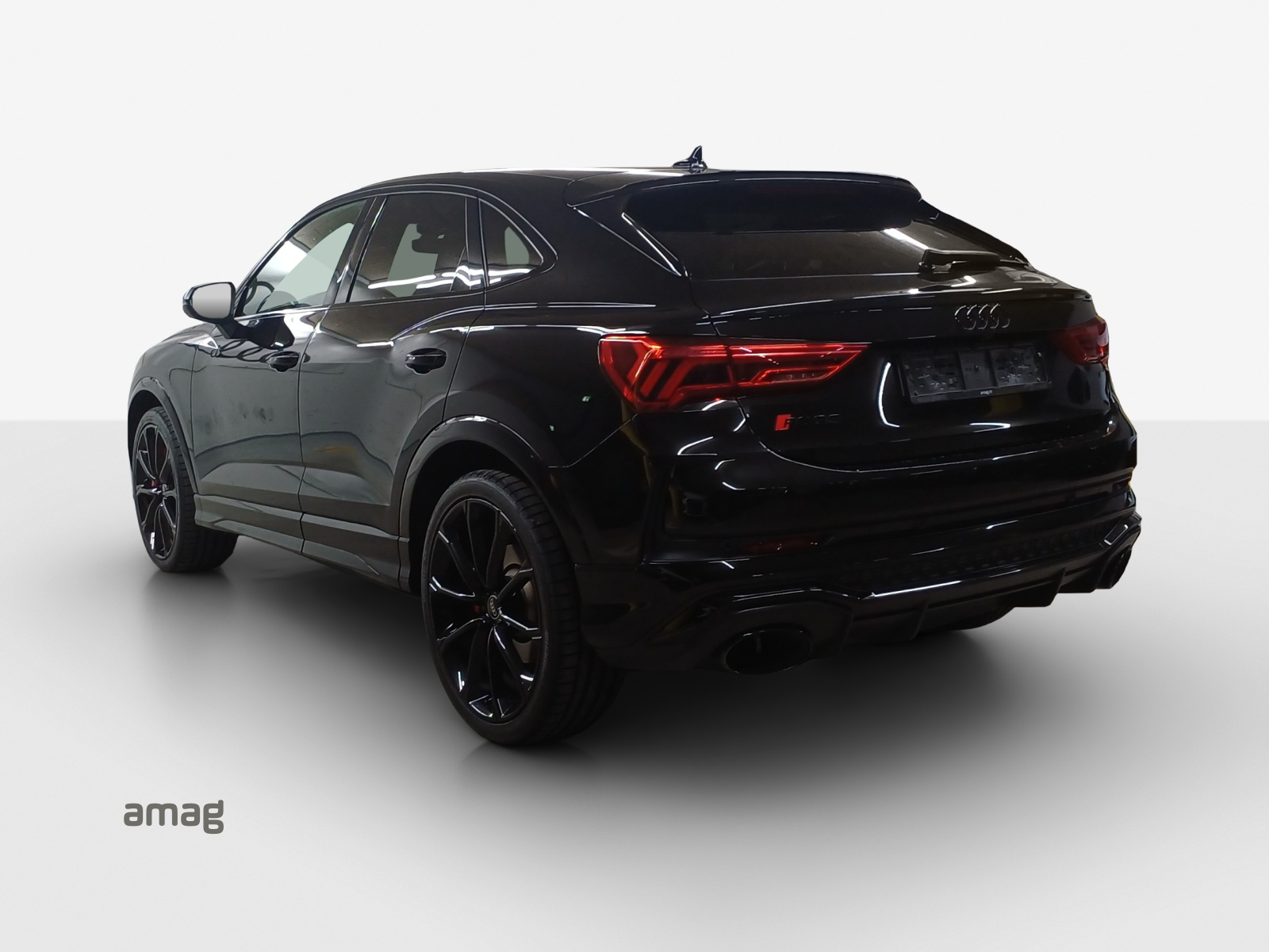 AUDI RS Q3 Sportback quattro S tronic-image-2