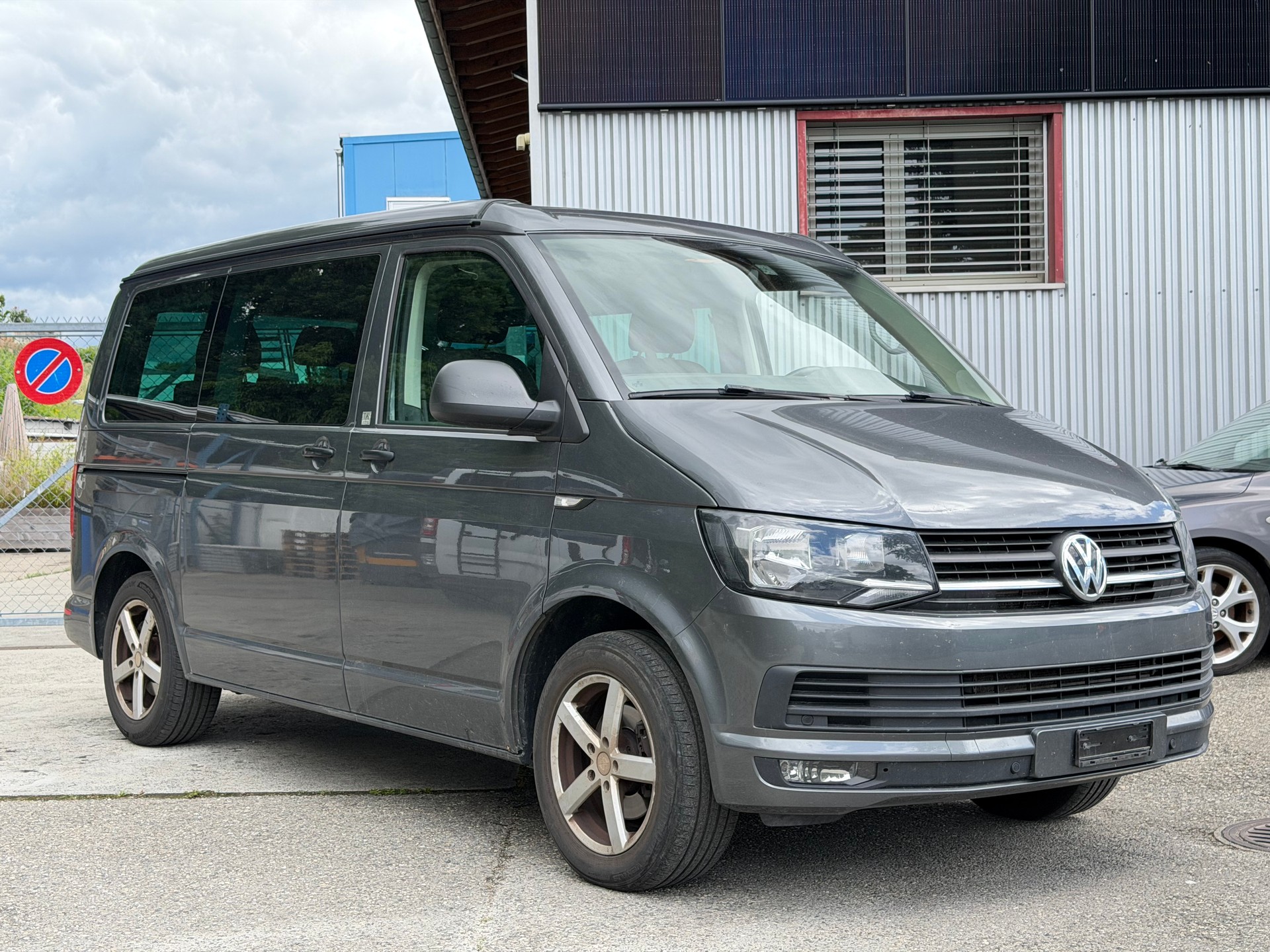 VW T6 California 2.0 TDI Beach Liberty DSG-image-0