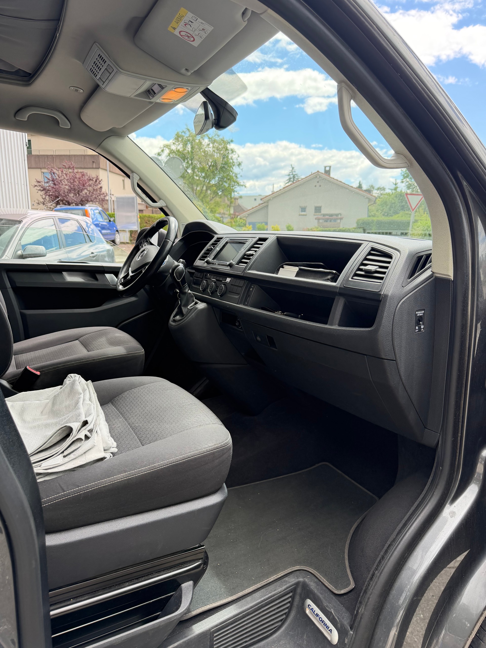 VW T6 California 2.0 TDI Beach Liberty DSG-image-12