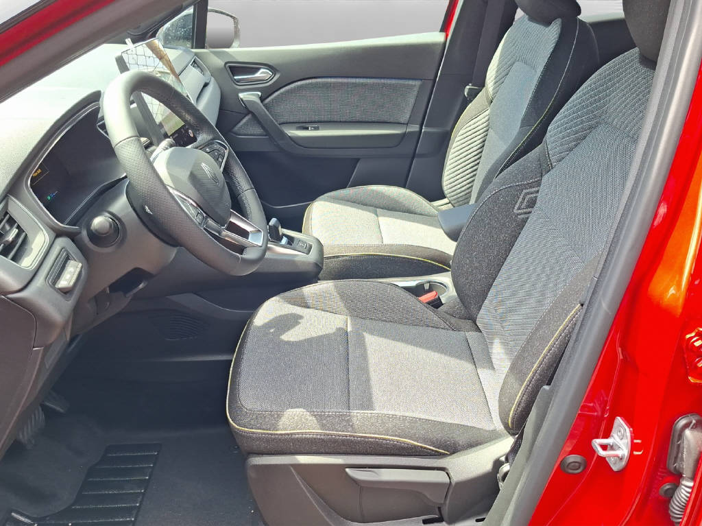 RENAULT Captur 1.8 E-Tech techno-image-3