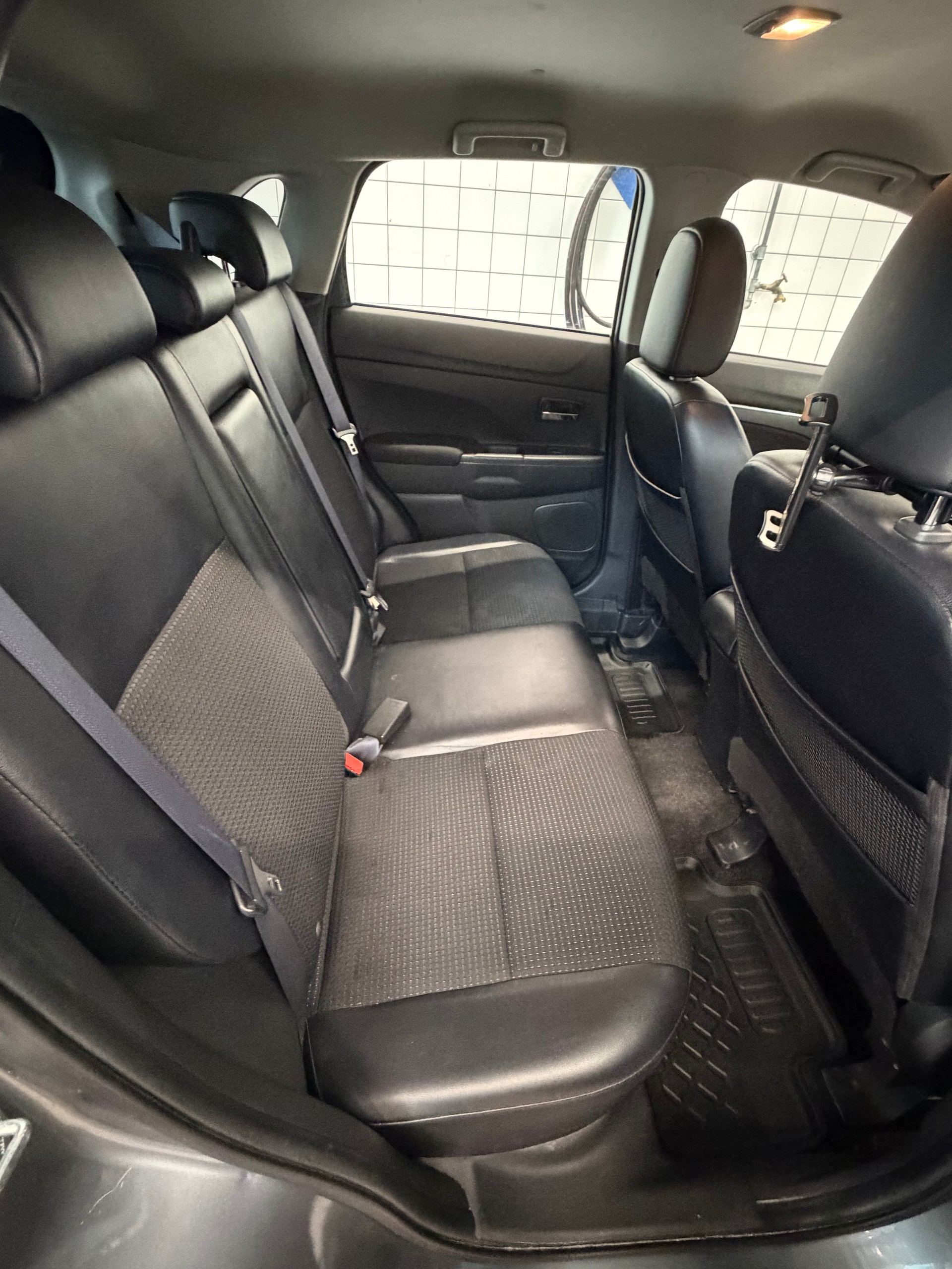 CITROEN 1.6 HDi 115 Exclusive S/S-image-4