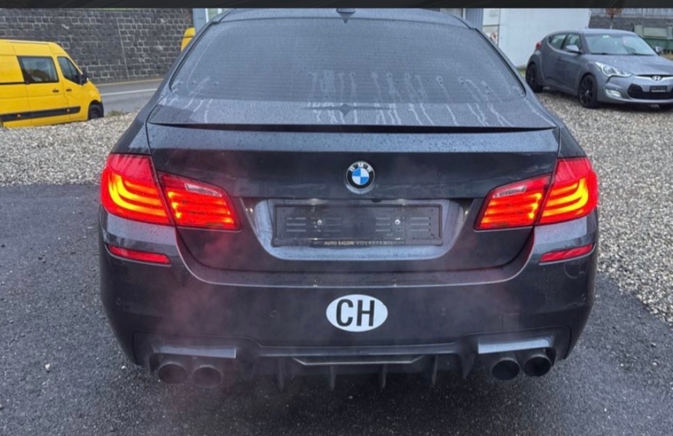 BMW M5-image-1
