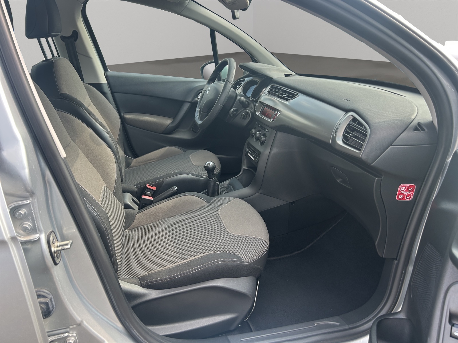 CITROEN C3 1.2i Sélection-image-9