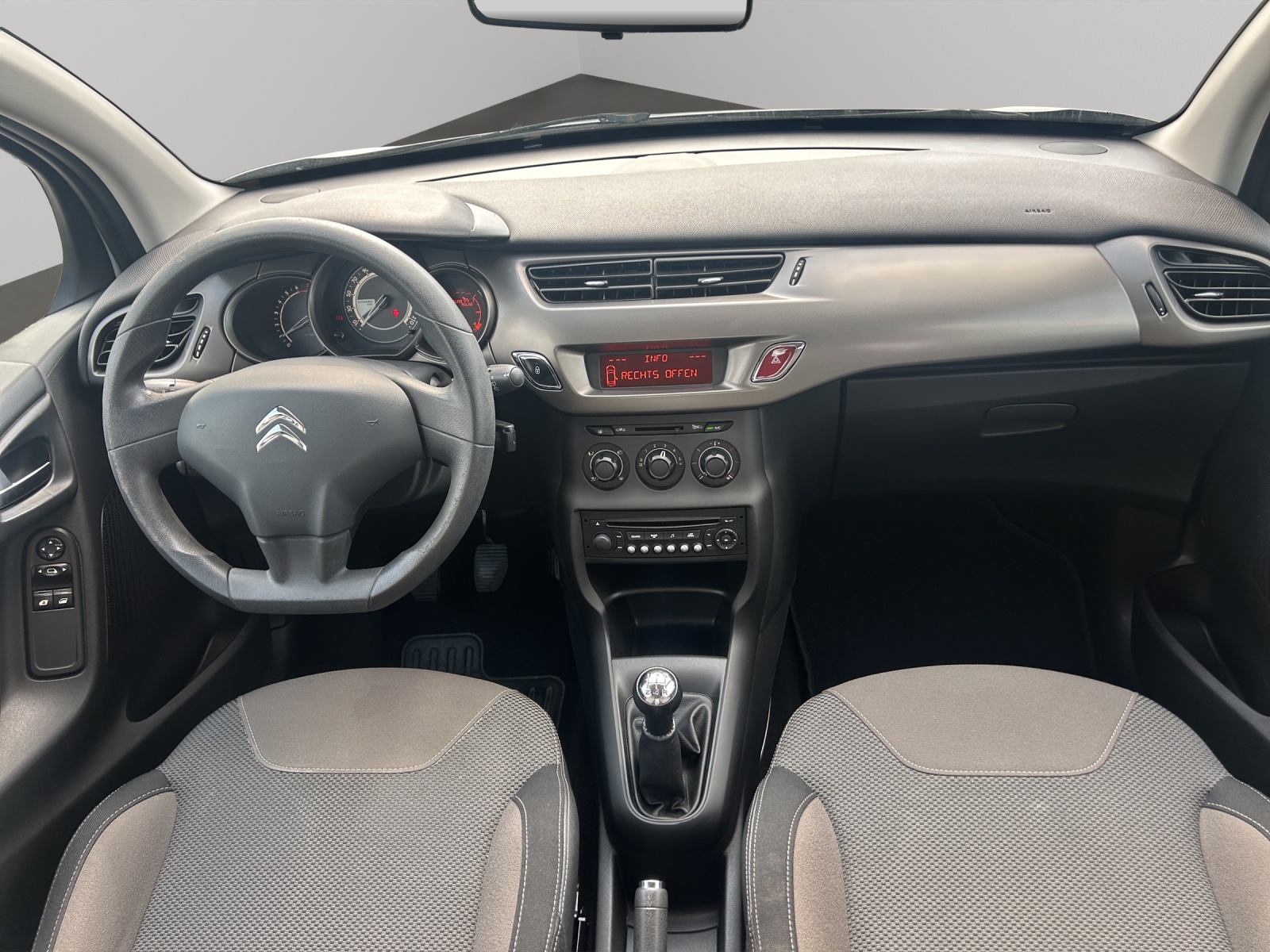 CITROEN C3 1.2i Sélection-image-8
