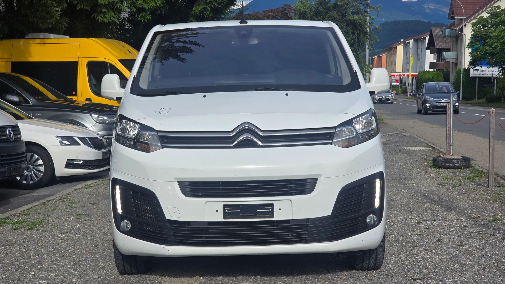 CITROEN Spacetourer 2.0 BlueHDi Feel M-image-2
