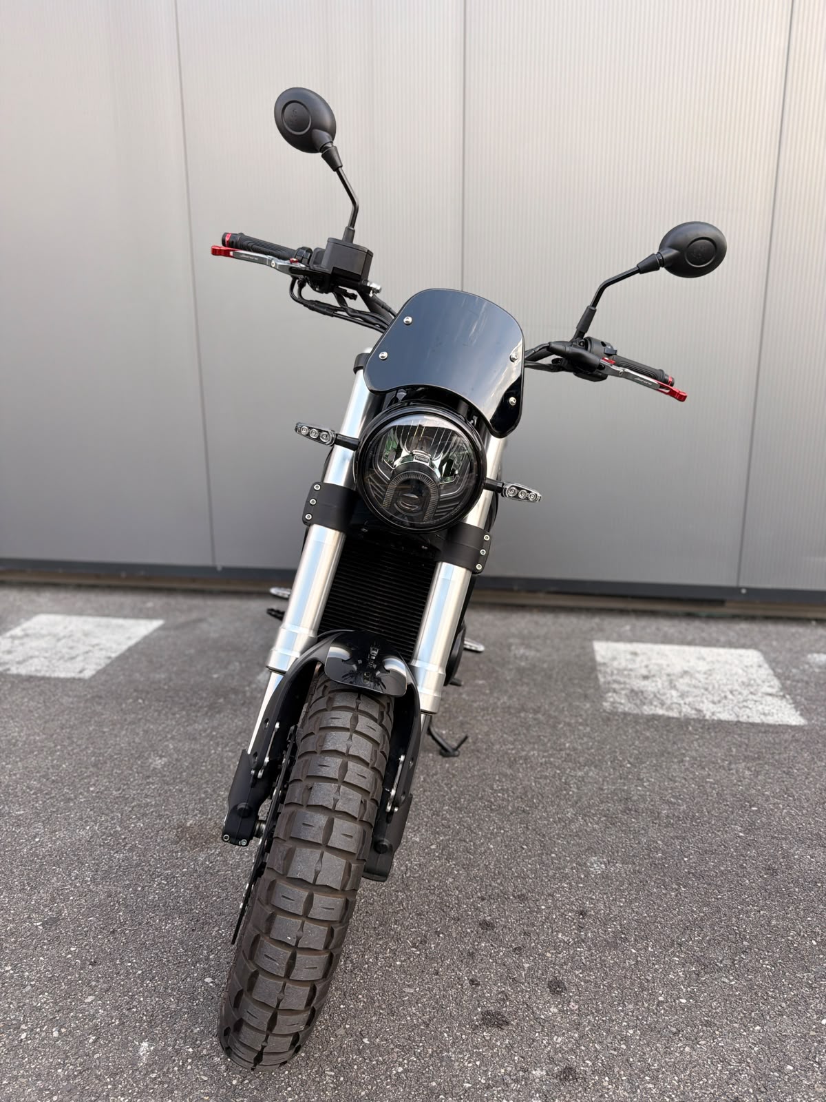 BENELLI Leoncino 500-showroom-element-2
