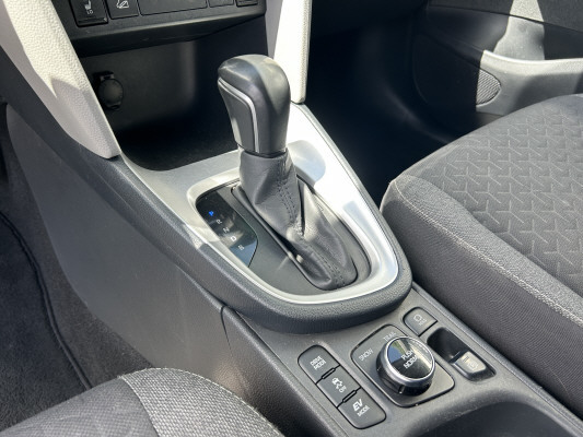 TOYOTA Yaris Cr. 1.5 Comf. AWD A-image-12