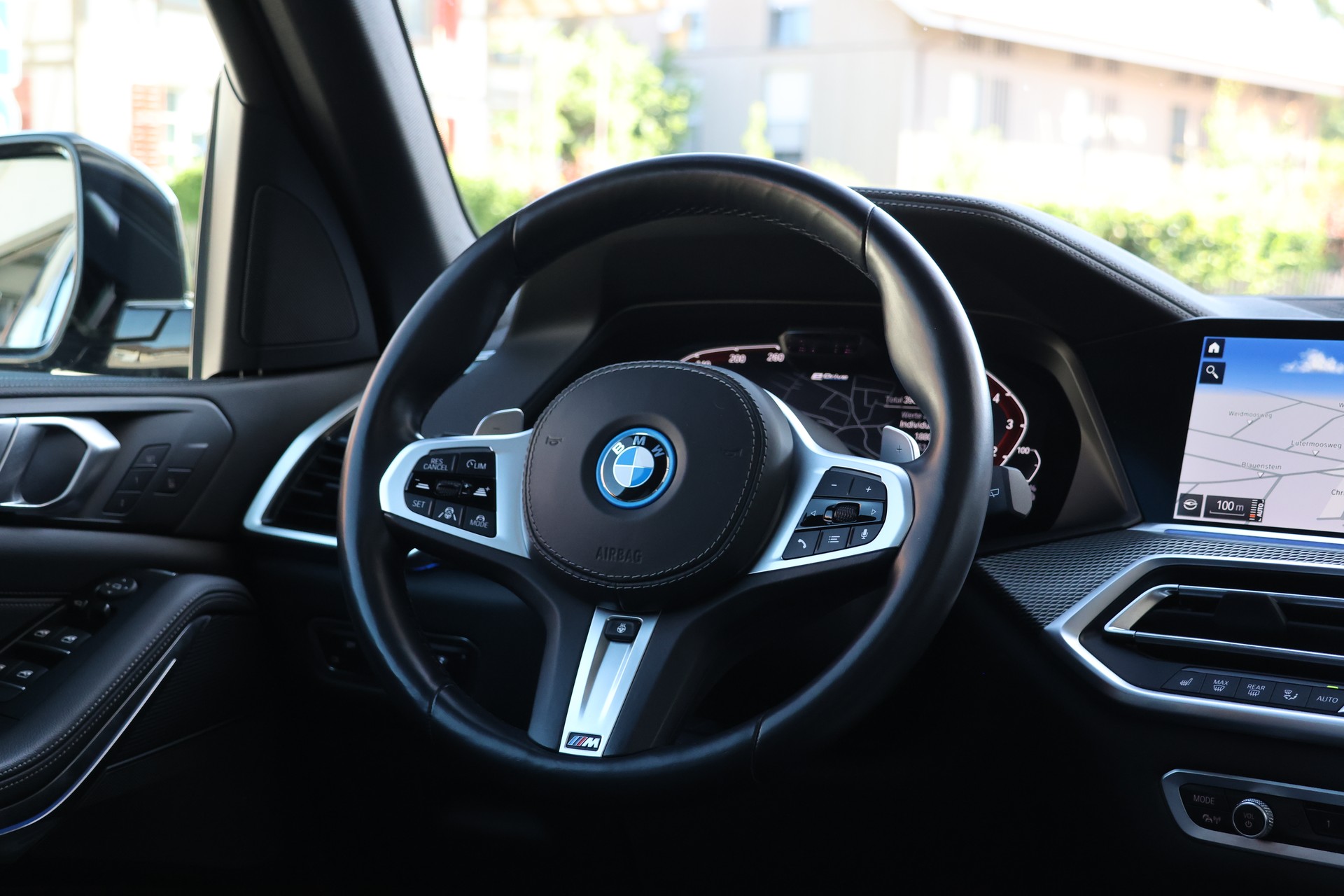 BMW X5 xDrive45e M Sport Steptronic (CH)-image-13