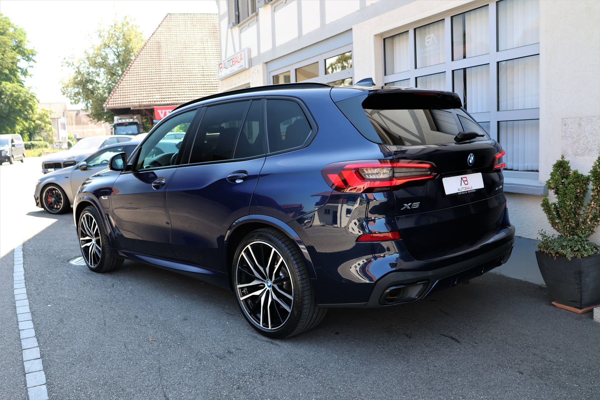 BMW X5 xDrive45e M Sport Steptronic (CH)-image-6