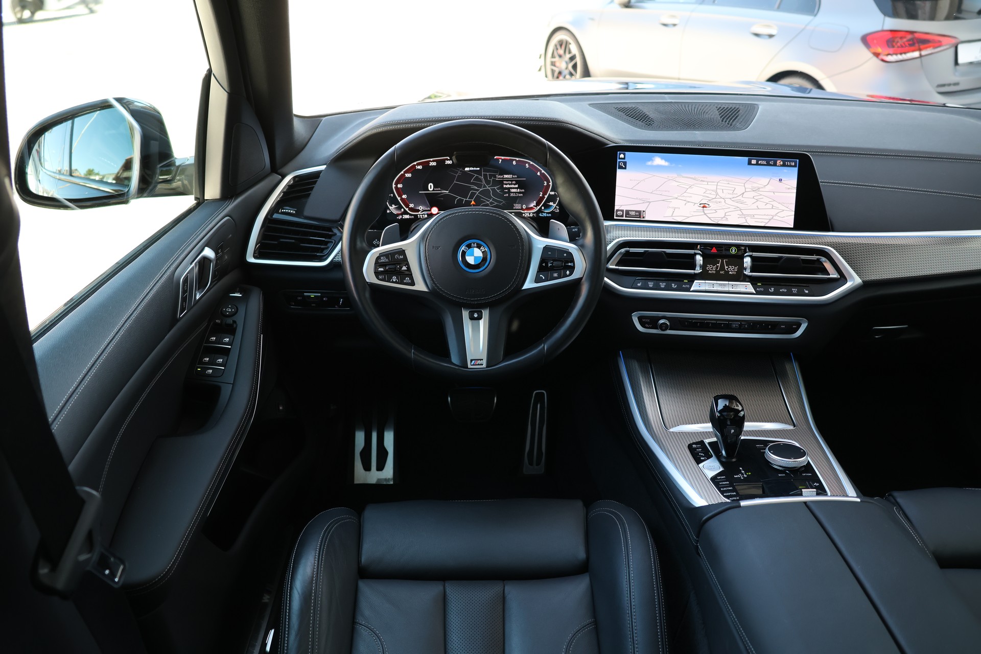 BMW X5 xDrive45e M Sport Steptronic (CH)-image-12
