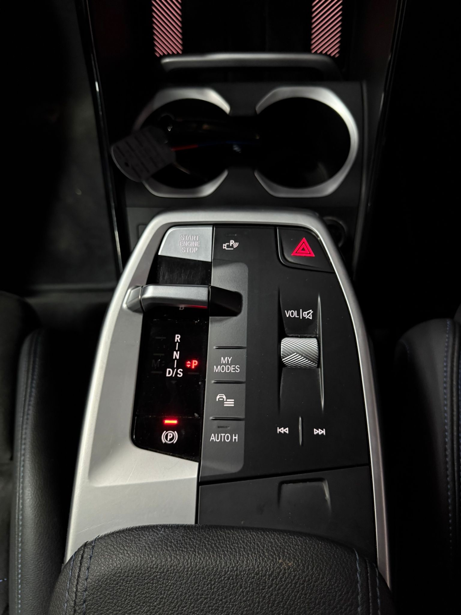 BMW X1 xDrive 23i 48V M Sport * CH-Auto * Panorama * Harman-Kardon * Head-Up Display * Keyless Entry * Driving Assistant PRO.-image-20