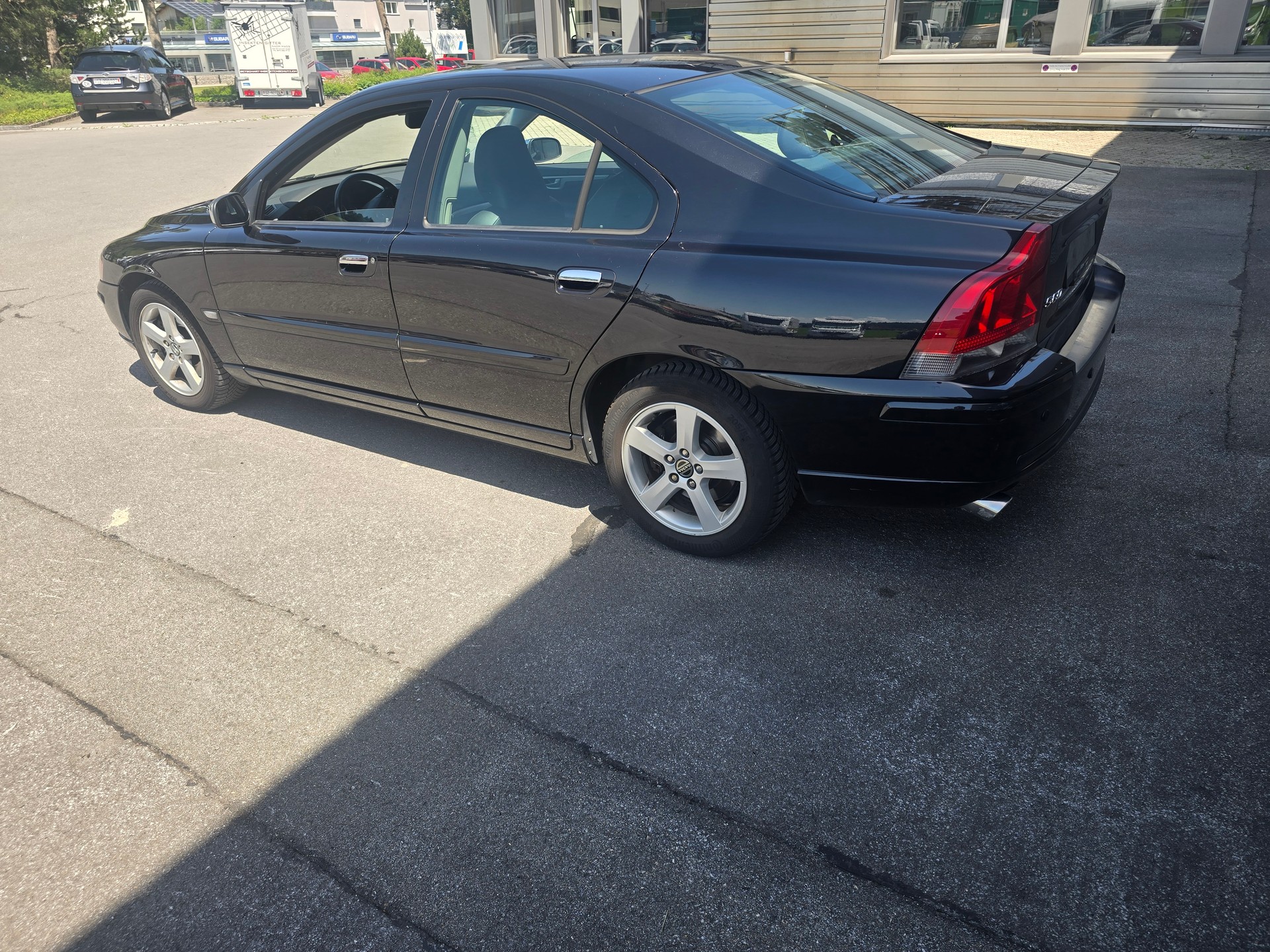 VOLVO S60 2.5T AWD Stockholm Geartronic-image-13