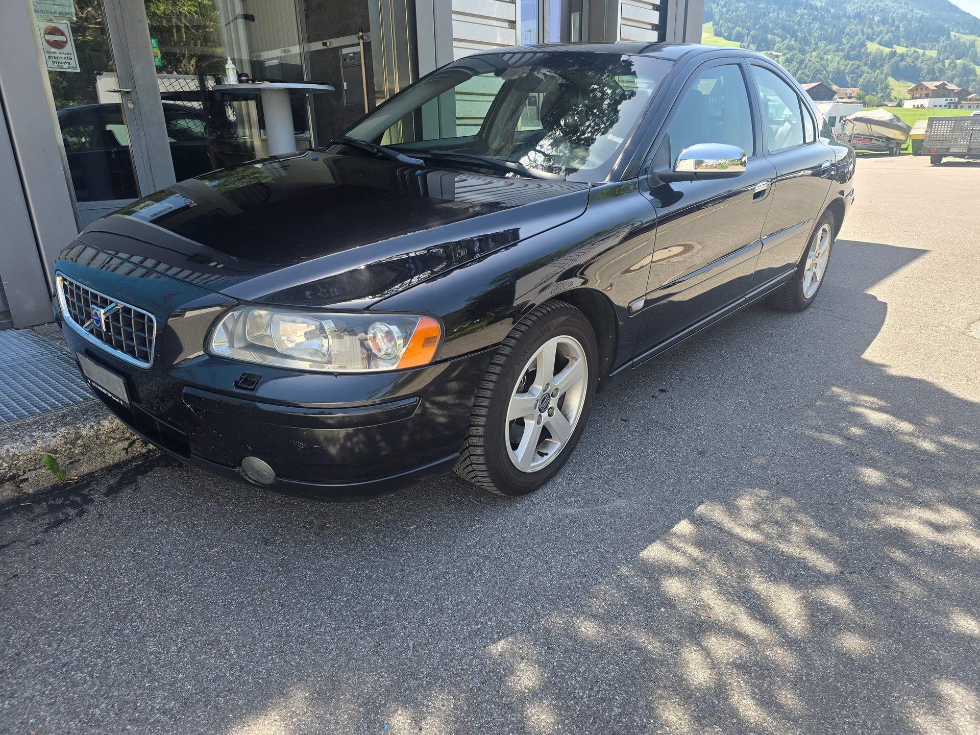 VOLVO S60 2.5T AWD Stockholm Geartronic-image-1