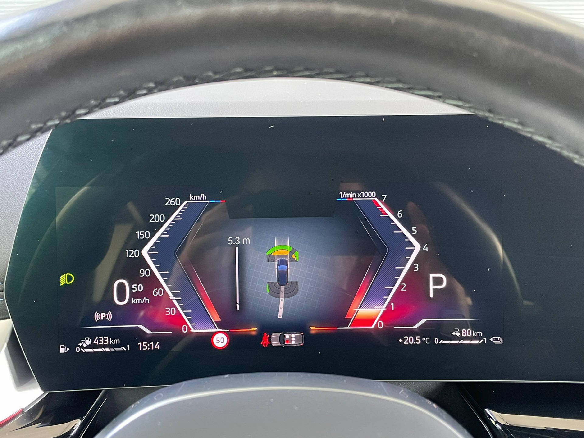 BMW X1 25e xDrive paddles-image-8