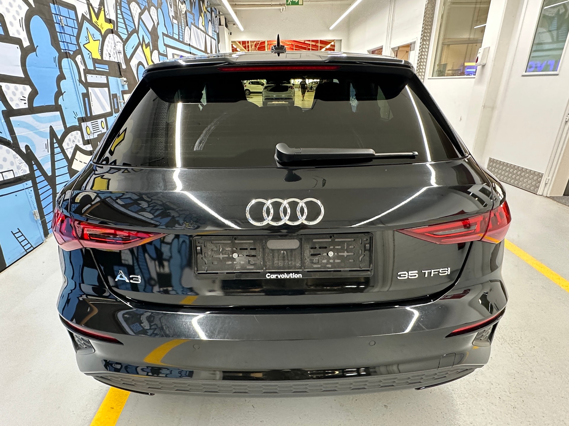 AUDI A3 Sportback 35 TFSI S line S-tronic-image-4