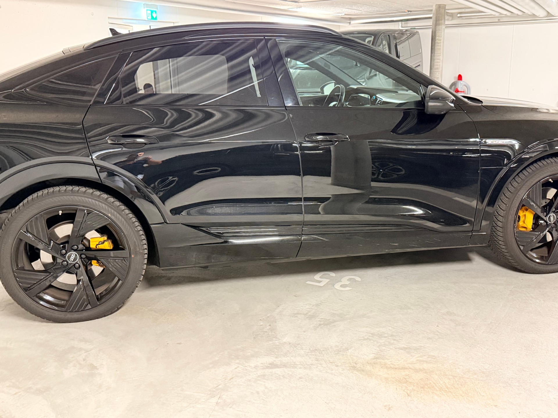 AUDI 55 S Line Black Edition quattro-image-2