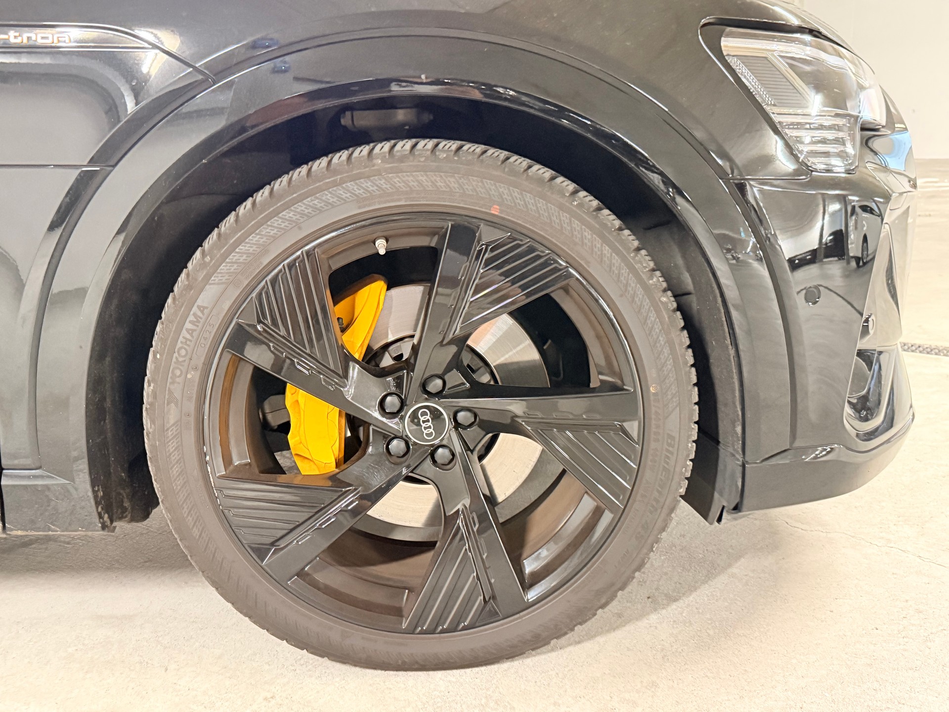 AUDI 55 S Line Black Edition quattro-image-1