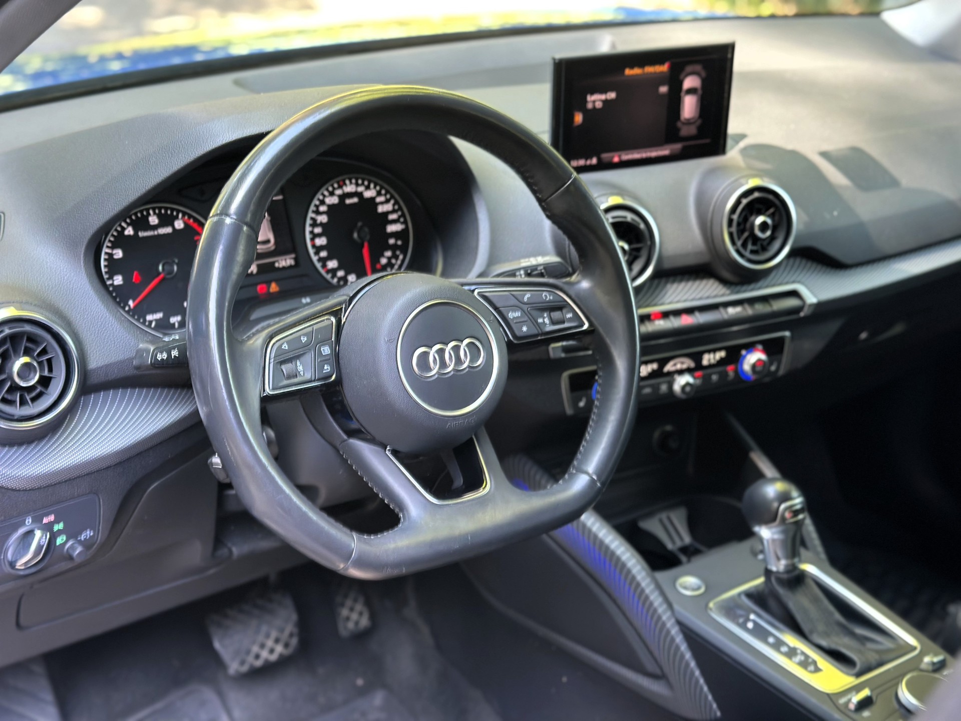 AUDI Q2 30 TFSI Design-image-6