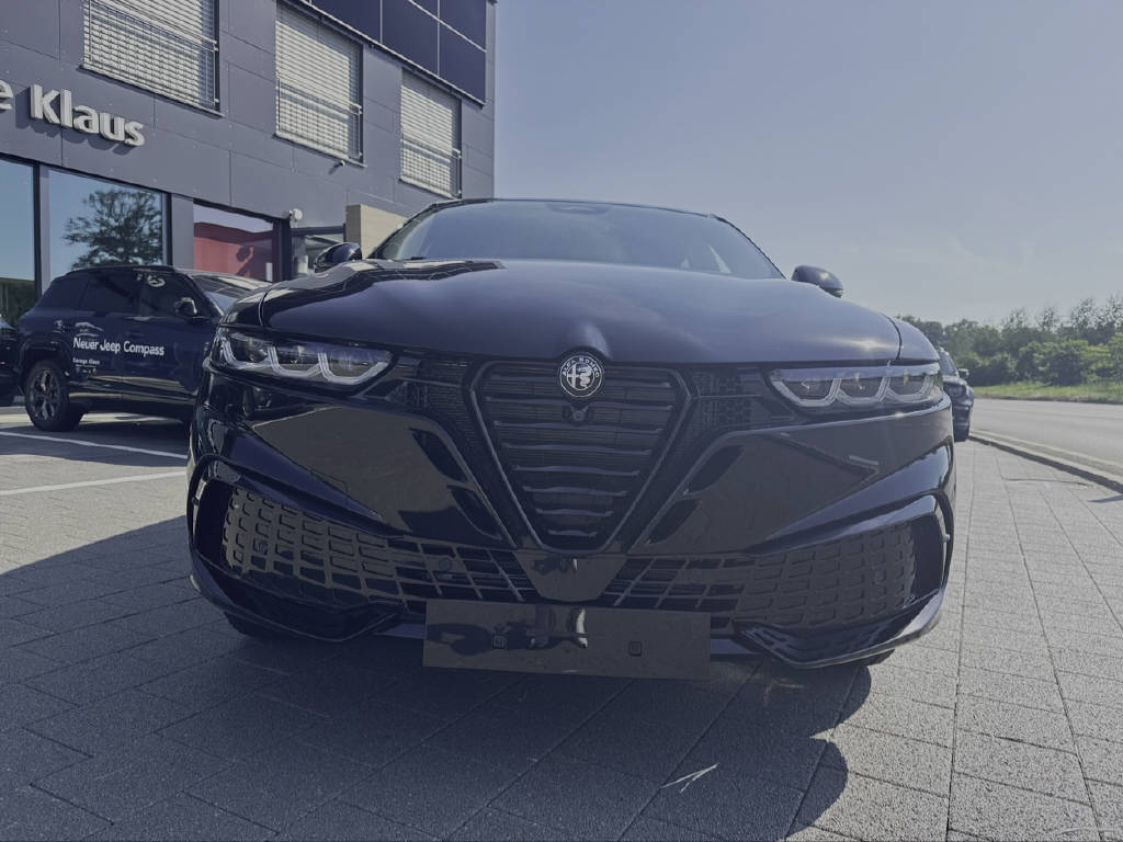 ALFA ROMEO Tonale 1.3 Plug-in Hybrid Veloce Q4-image-5
