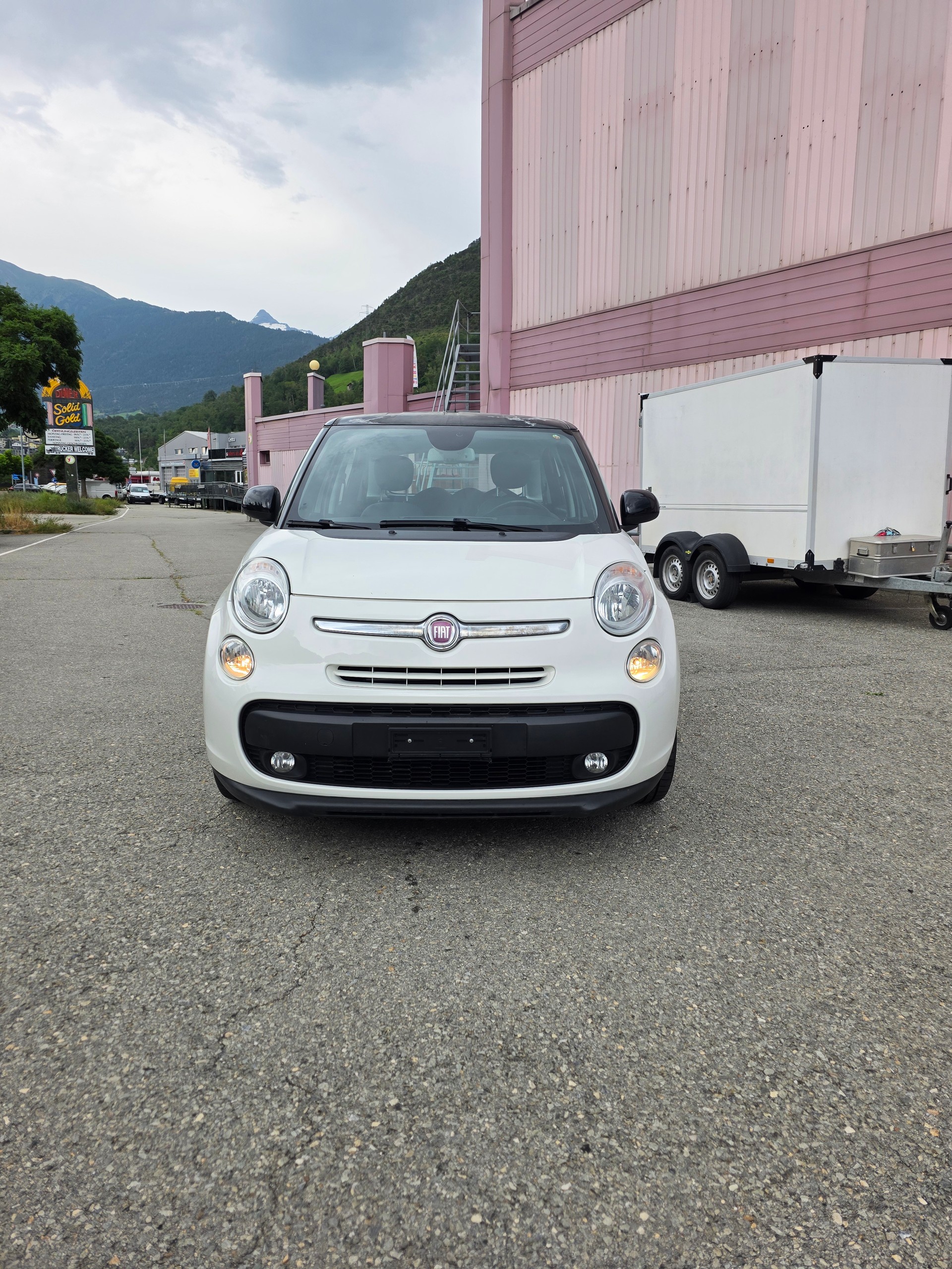 FIAT 500L 1.4 16V Pop Star-image-1