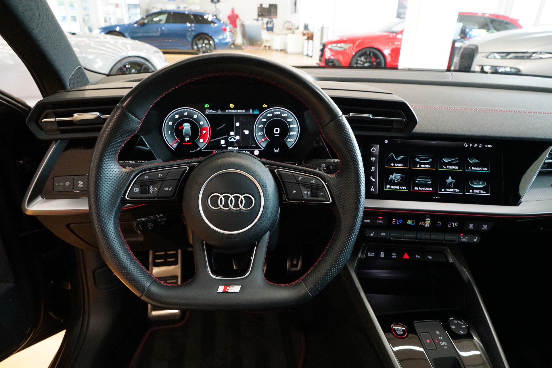 AUDI S3 Sportback 2.0 TFSI quattro S-tronic-image-12