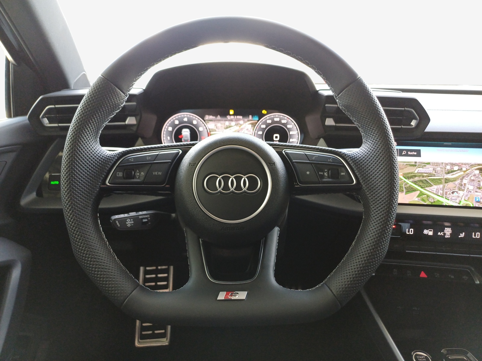 AUDI A3 Sportback TFSI 110 kW S line Attraction S tronic-image-9