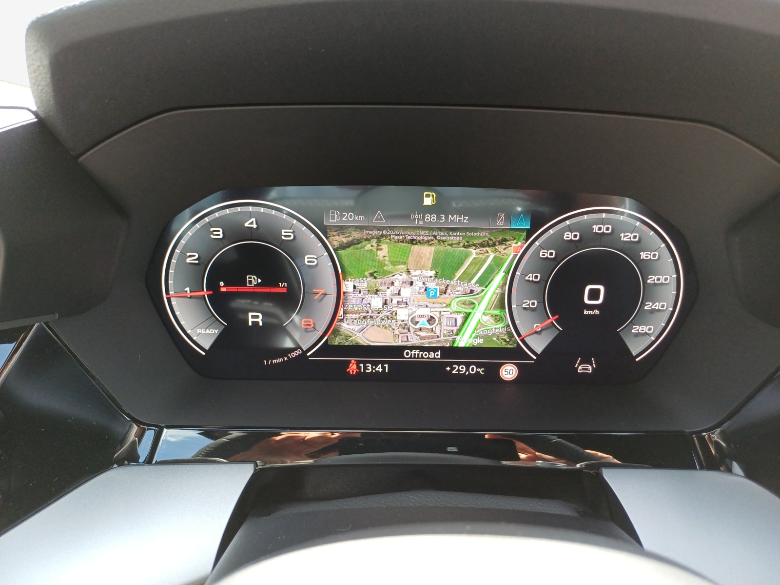 AUDI A3 Sportback TFSI 110 kW S line Attraction S tronic-image-14