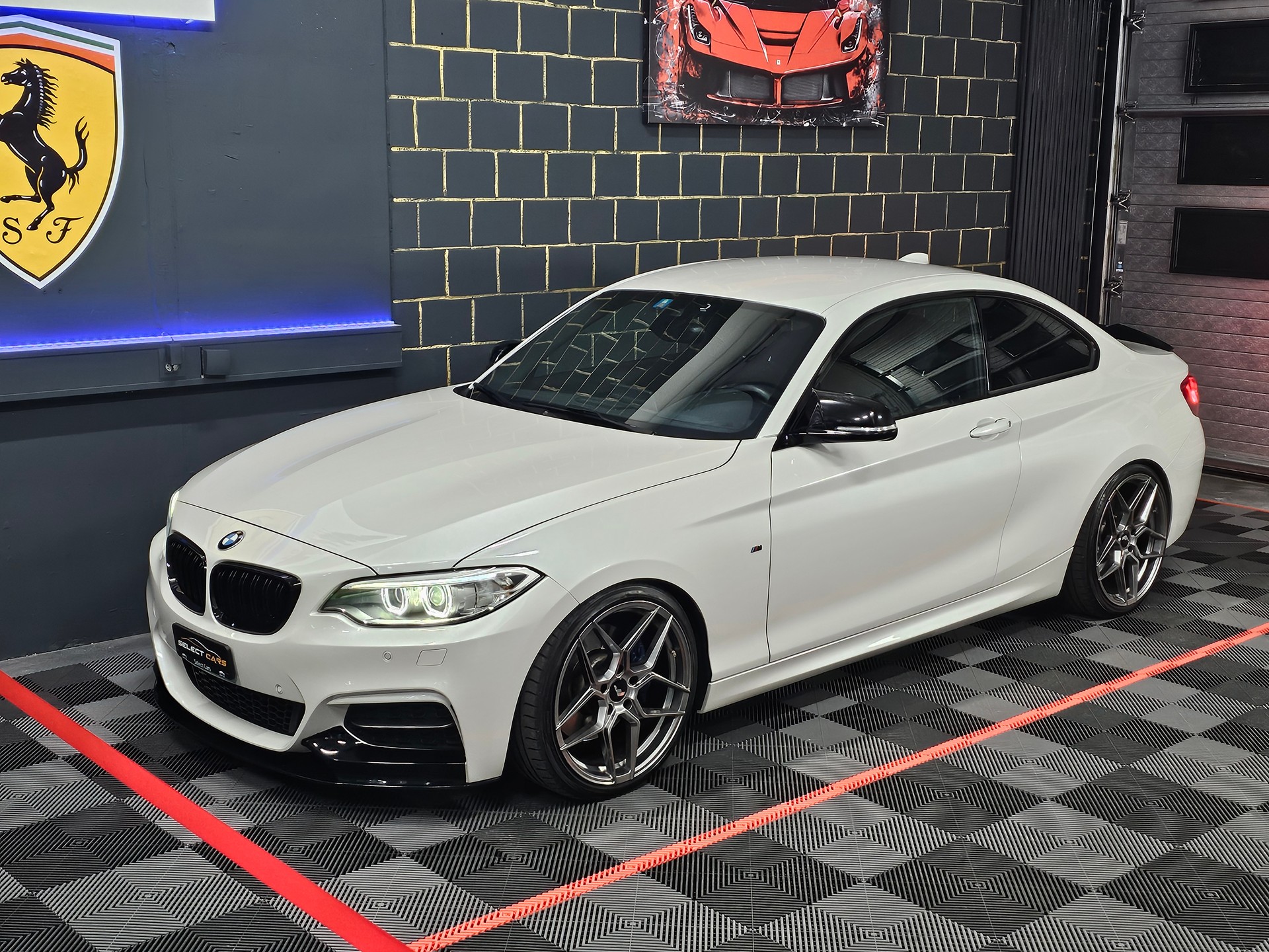 BMW M235i xDrive Steptronic M Performance-image-3