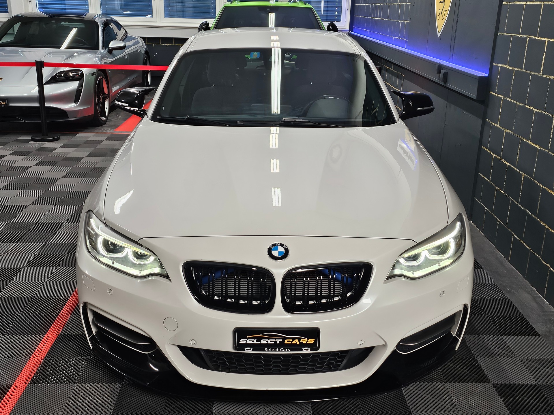 BMW M235i xDrive Steptronic M Performance-image-6