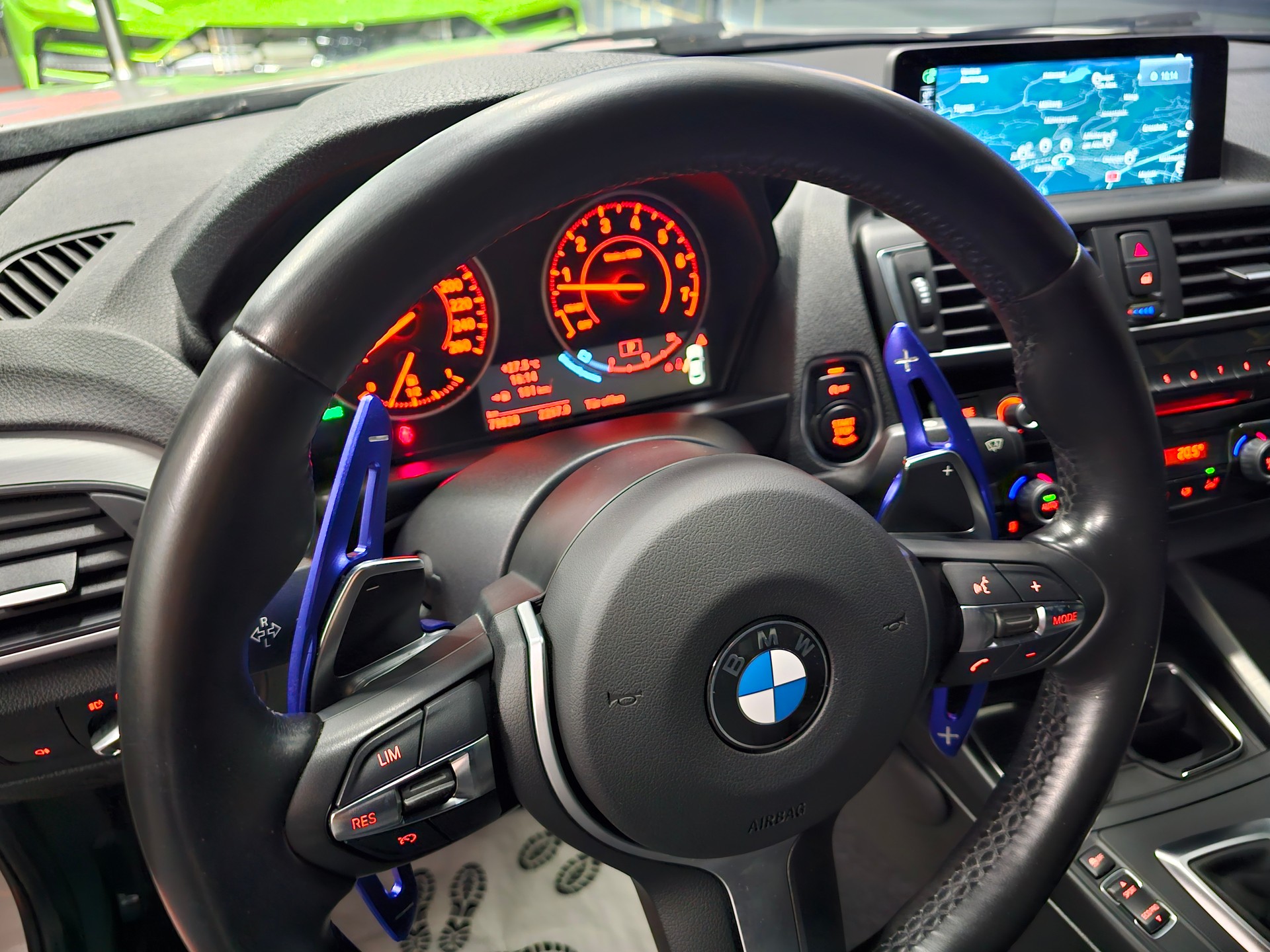 BMW M235i xDrive Steptronic M Performance-image-12