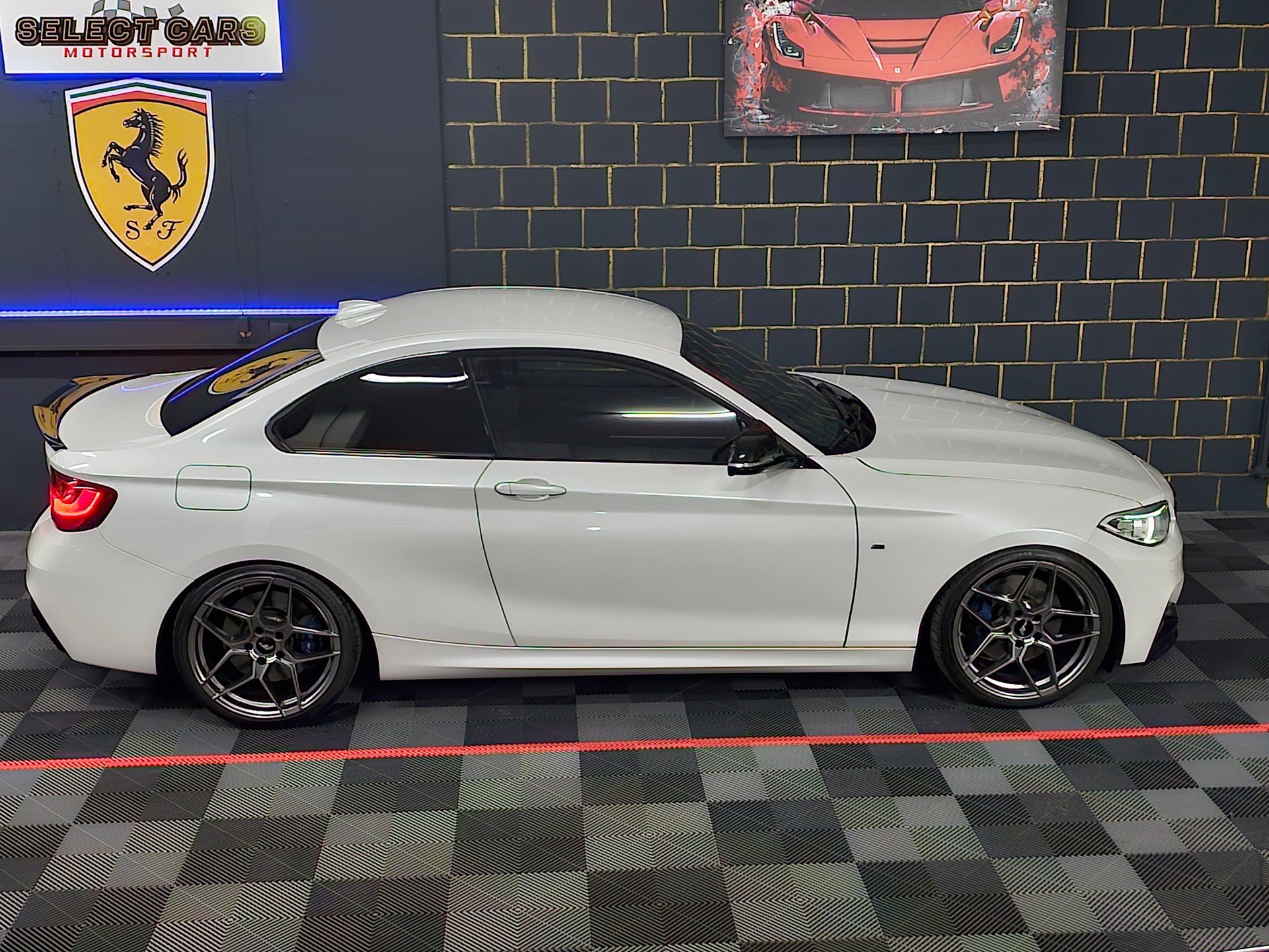 BMW M235i xDrive Steptronic M Performance-image-4