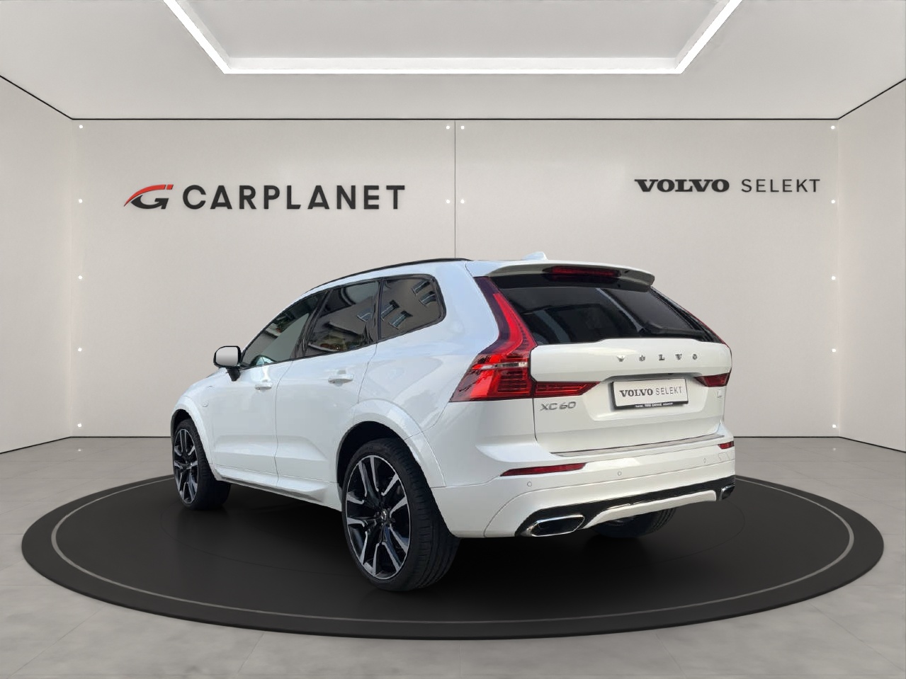 VOLVO XC60 2.0 T8 TE R-Design eAWD-image-3