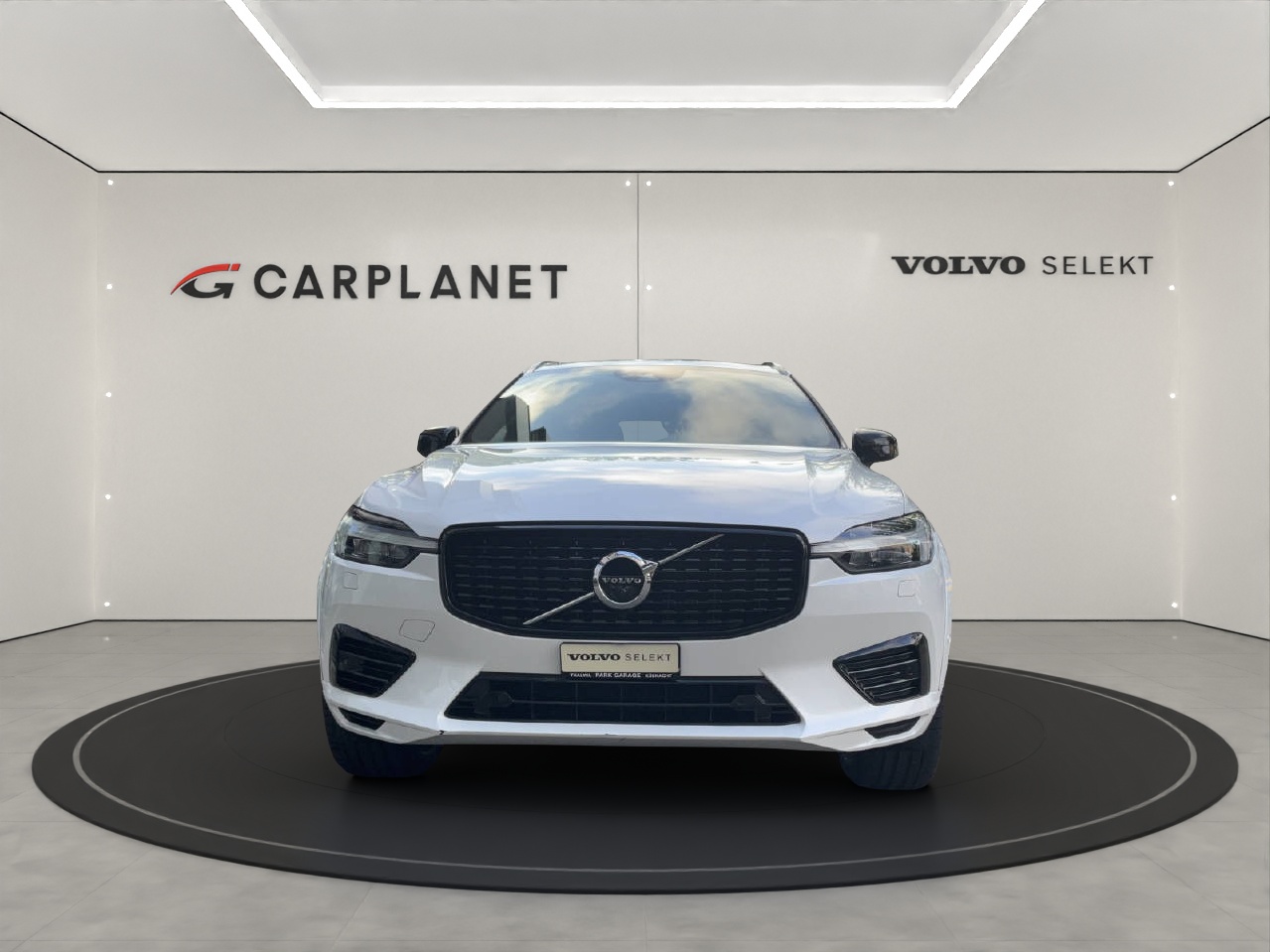 VOLVO XC60 2.0 T8 TE R-Design eAWD-image-1
