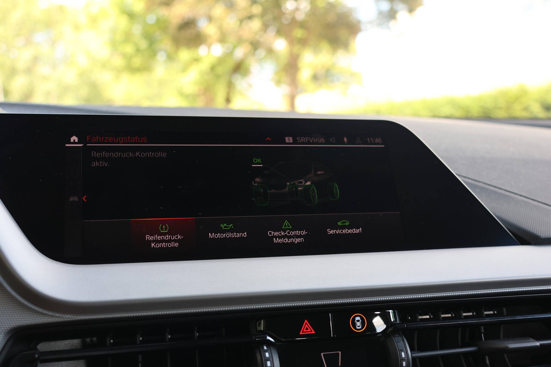 BMW 118i Steptronic Essential Edition-image-18