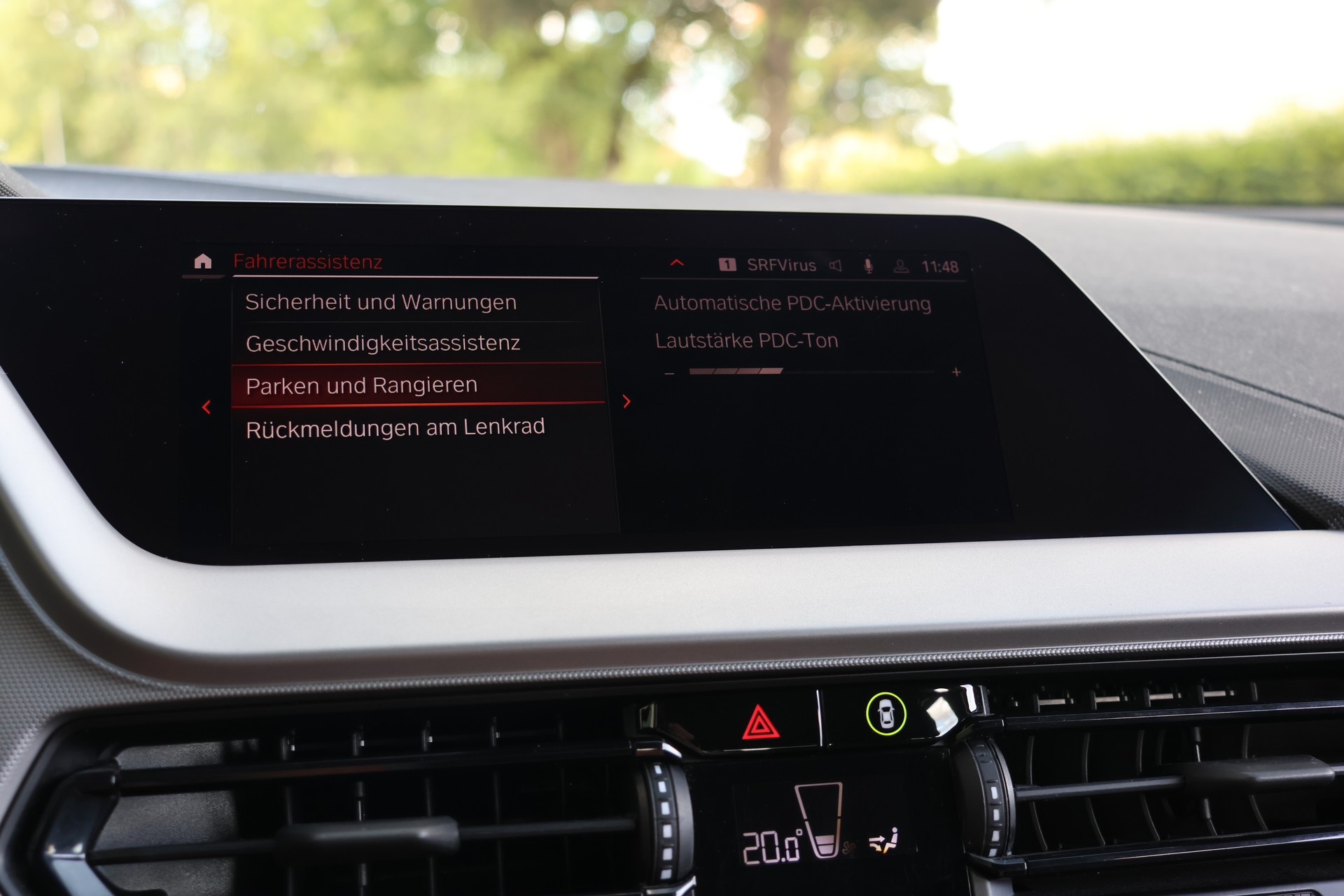 BMW 118i Steptronic Essential Edition-image-28