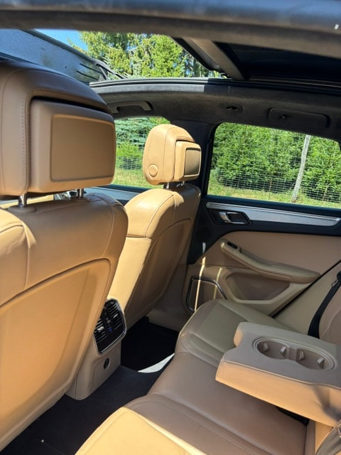 PORSCHE Macan Turbo PDK-image-11