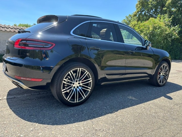 PORSCHE Macan Turbo PDK-image-5