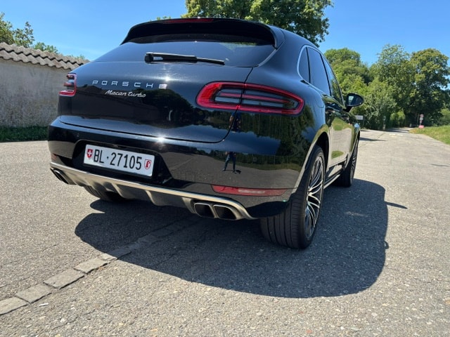PORSCHE Macan Turbo PDK-image-4