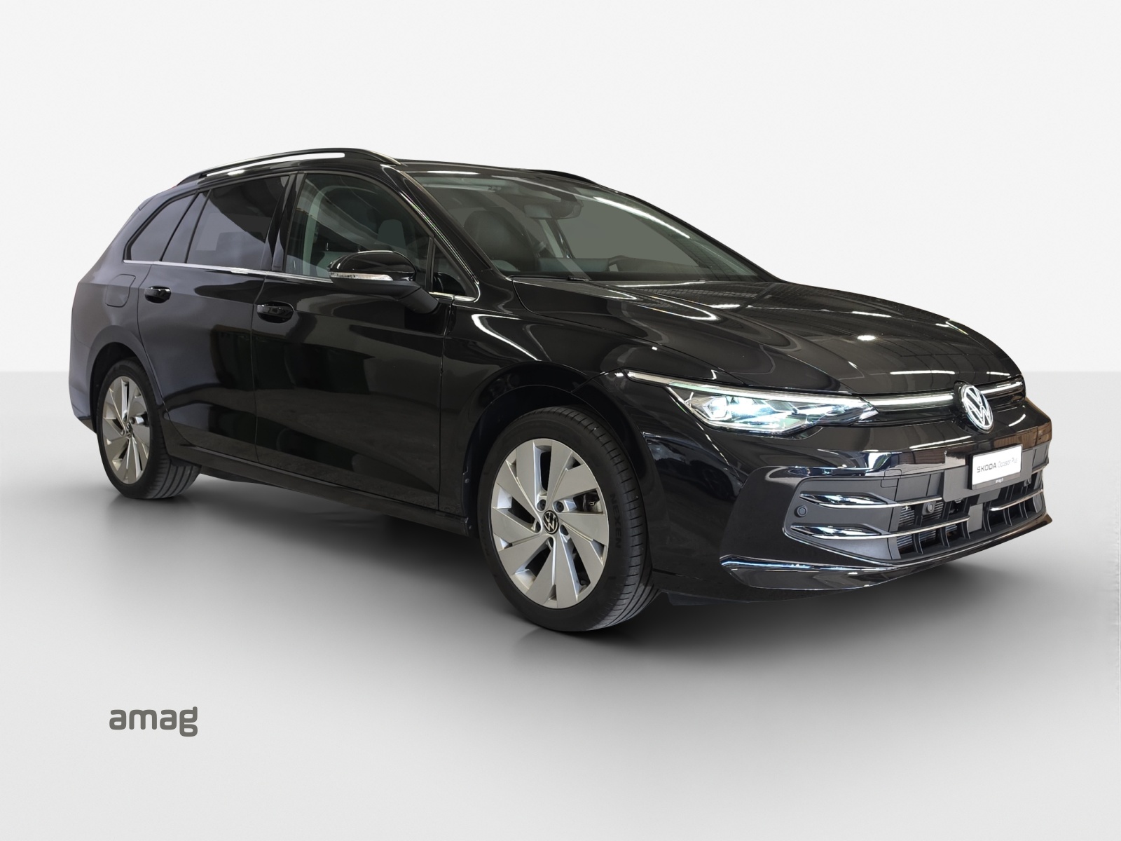 VW Golf Variant 2.0 TDI Style DSG-image-5