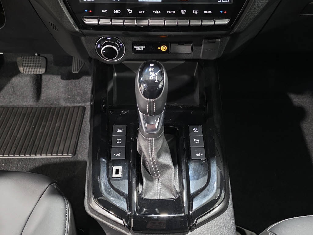 ISUZU Crew Pick-up 1.9 DDi N60 Nitro Sport 4x4-image-16