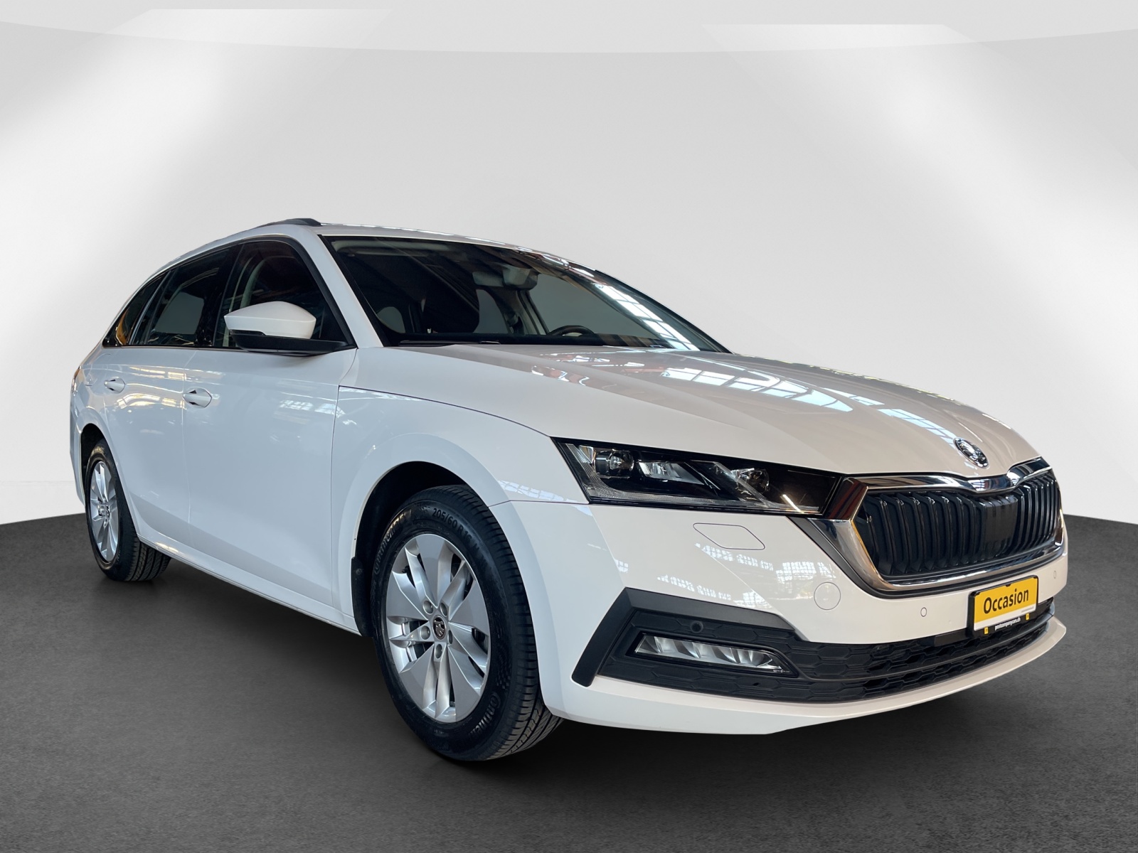 SKODA Octavia Combi 2.0 TDI 150 Ambition DSG-image-0