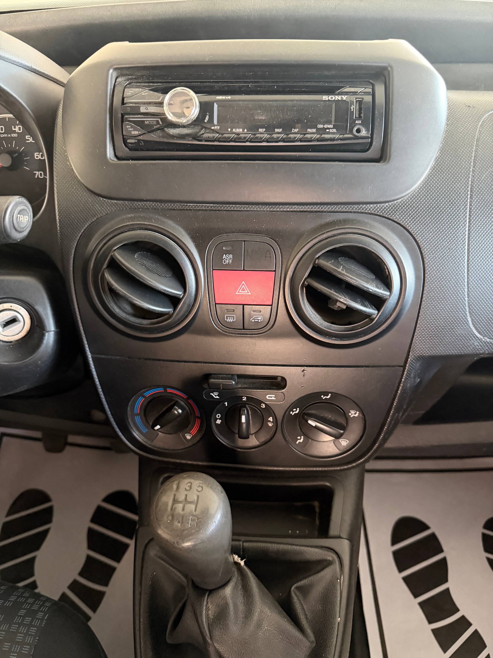 CITROEN Nemo 1.4i - Expertise du jour-image-11